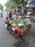 50-Saigon-Io invece vendo frutta....